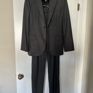 Ralph Lauren pantsuit set — wool dark grey, blazer size 6 women’s, pants size 4